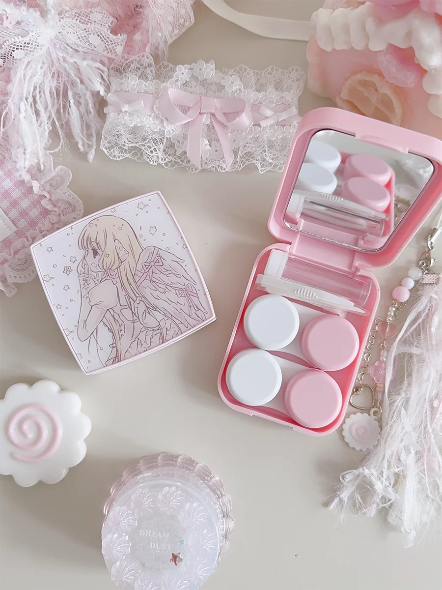 Thumbnail 2 - #3 Trending Contact Lens Cases Right Now