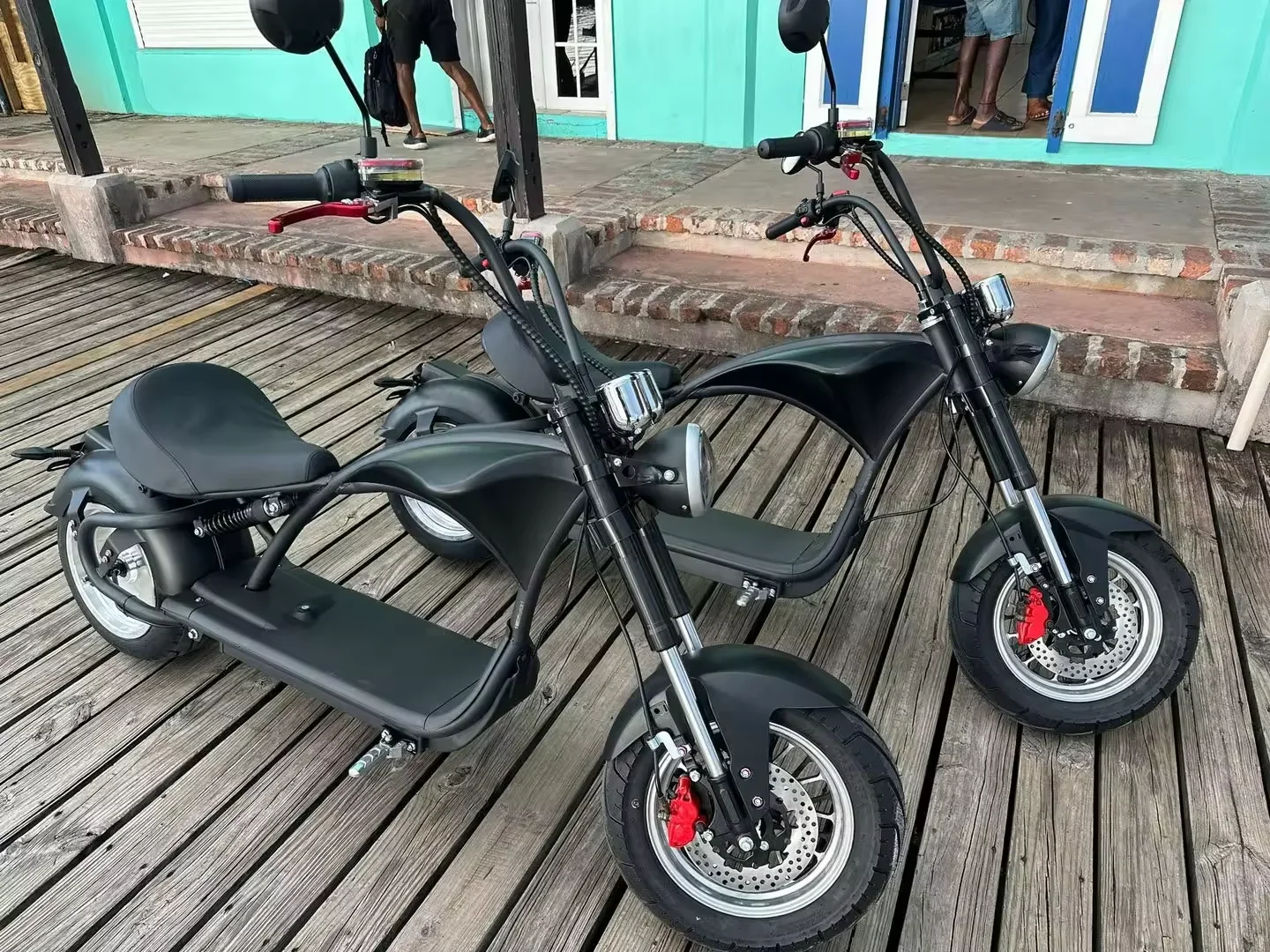 

MH3 2-Wheel Adult Electric Motorcycle 4000W 60Ah Battery, Max Speed 70-75km/h, 100km Long Range High Speed E-Motorcycle