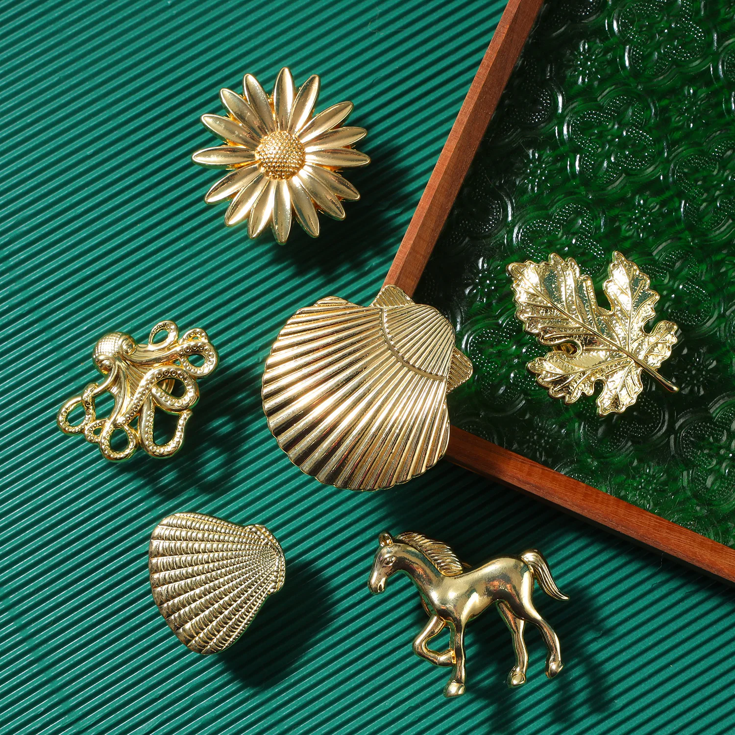 Animal Shape Zinc Alloy Handles Furniture Kitchen Handle Drawer knobs Door Knob for Cabinet and Cupboard Dresser Drawer Knobs