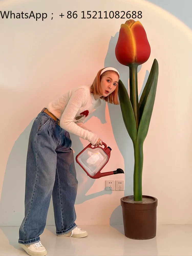 LLY artificial tulip plant flowerpot, fiberglass sculpture clothing store, living room decoration, floor-standing large ornament