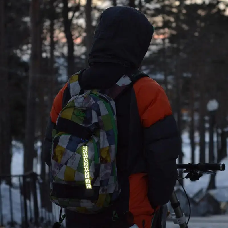 Nocny odblaskowy brelok do kluczy rowerowych odblaskowe wisiorki 6 szt. Odblaskowy wisiorek odblaskowy tagi bezpieczeństwo dziecka nylonowy brelok