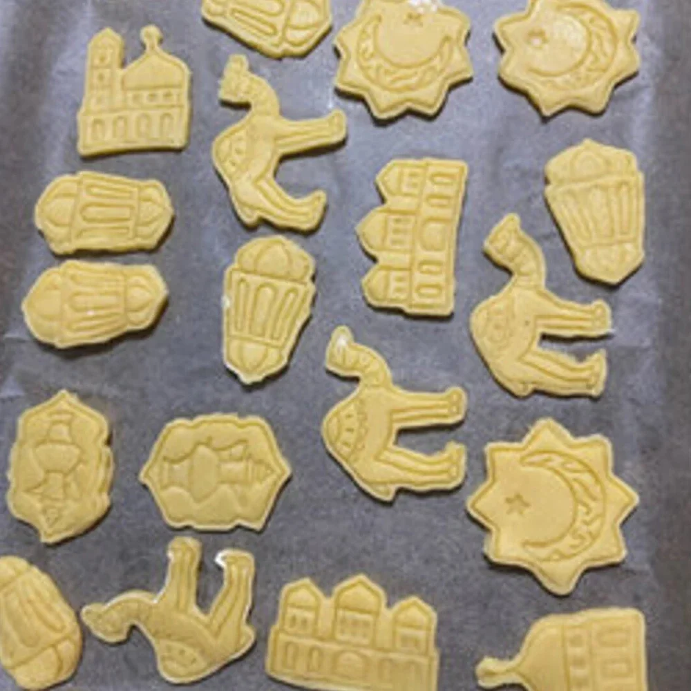 8 Stuks Cookie Cutter Stempel Voor Eid Mubarak Eid Al Fitr Crescent Moskee Theepot Biscuit Mold Ramadan Keuken Bakken Gebak gereedschap