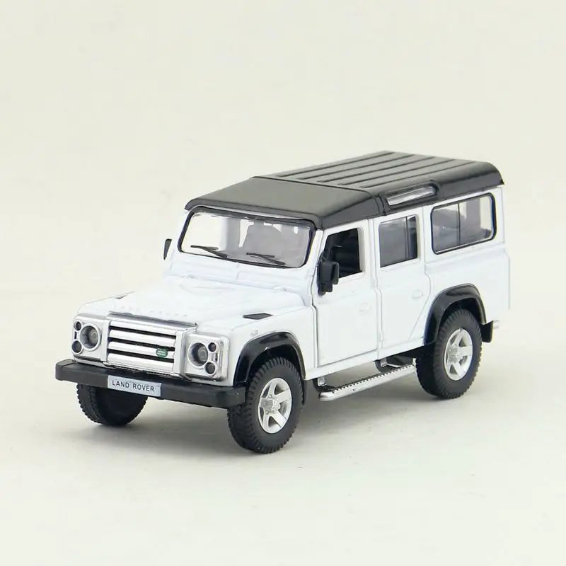 Land Rover Defender 1:36 Scale Pullback Toy Car Model Official Licensed Alloy Diecast Vehicle Replica Xmas Gift Kid Boy Toy