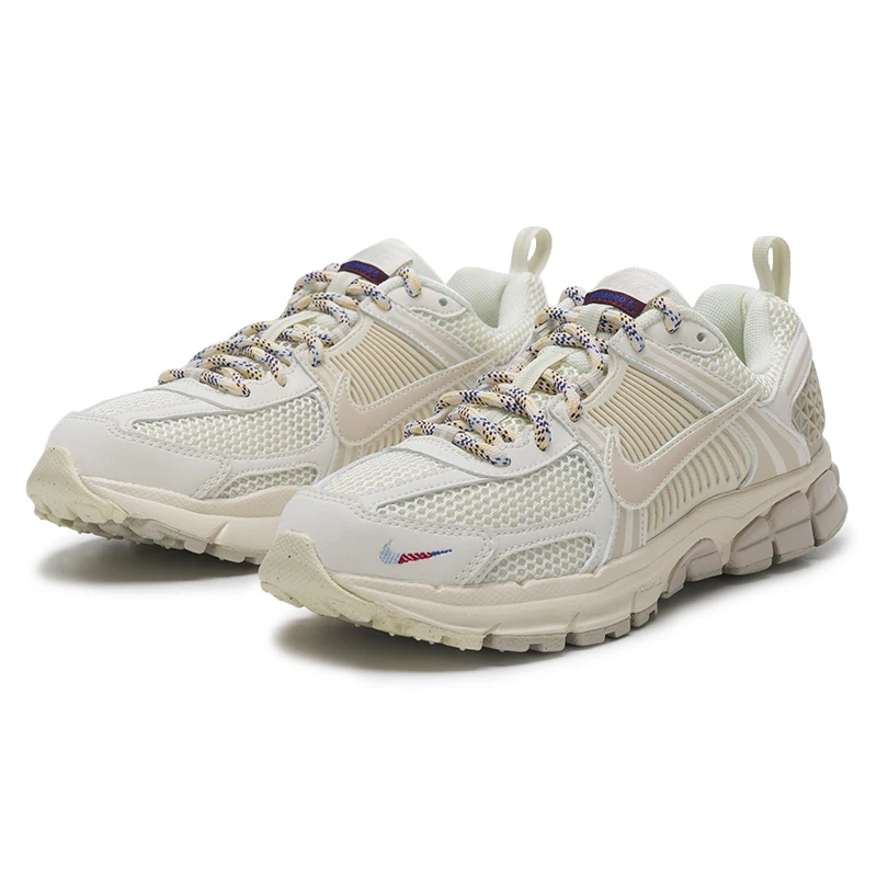 

Nike Women's Sports Shoes Vomero 5 Lightweight Breathable Retro Versatile Casual Shoes Dad Shoes Ib5853-002