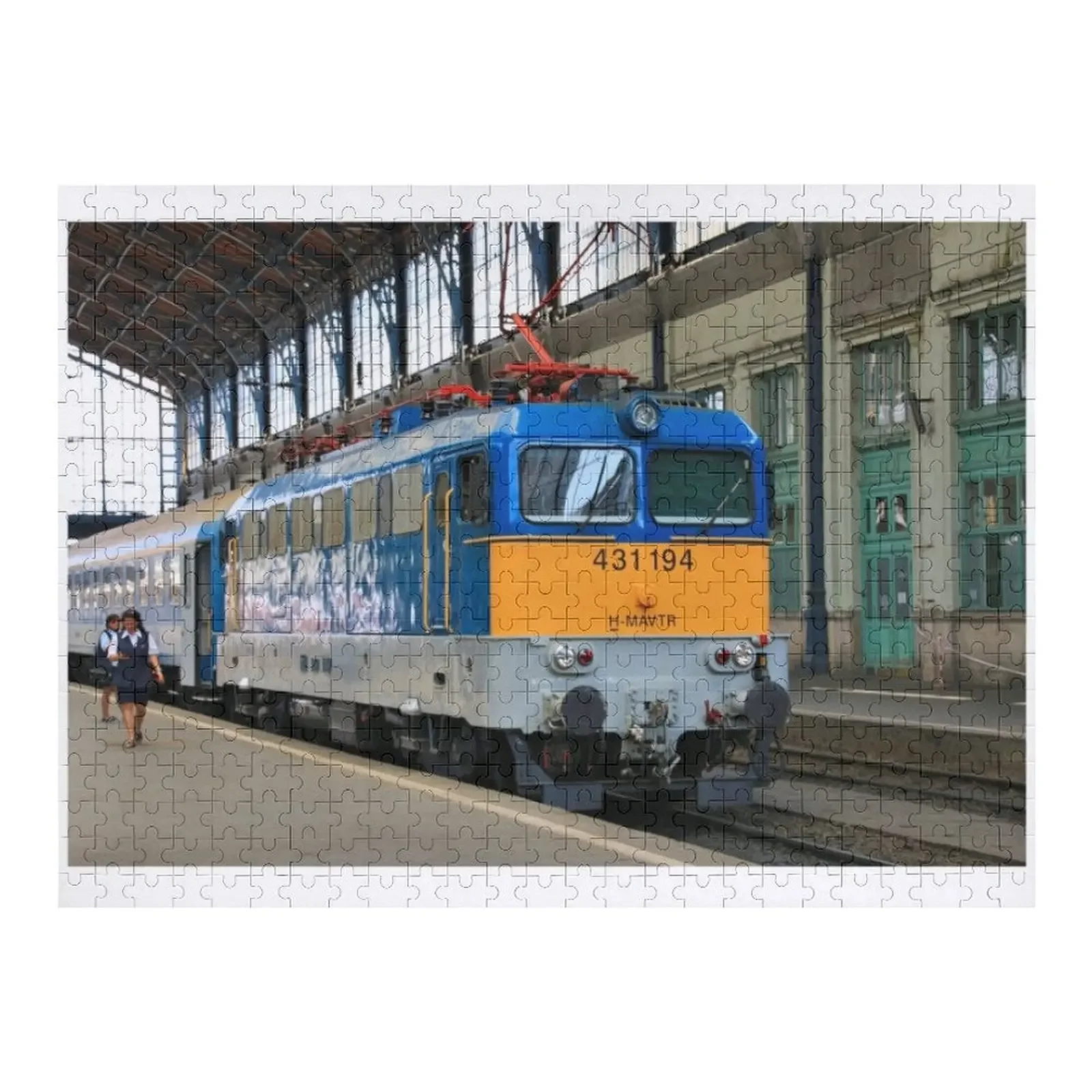 Zug, Budapest, Ungarn, bei Nyugati Station Puzzle Name Holzspielzeug Holztierspiel Kinderpuzzle