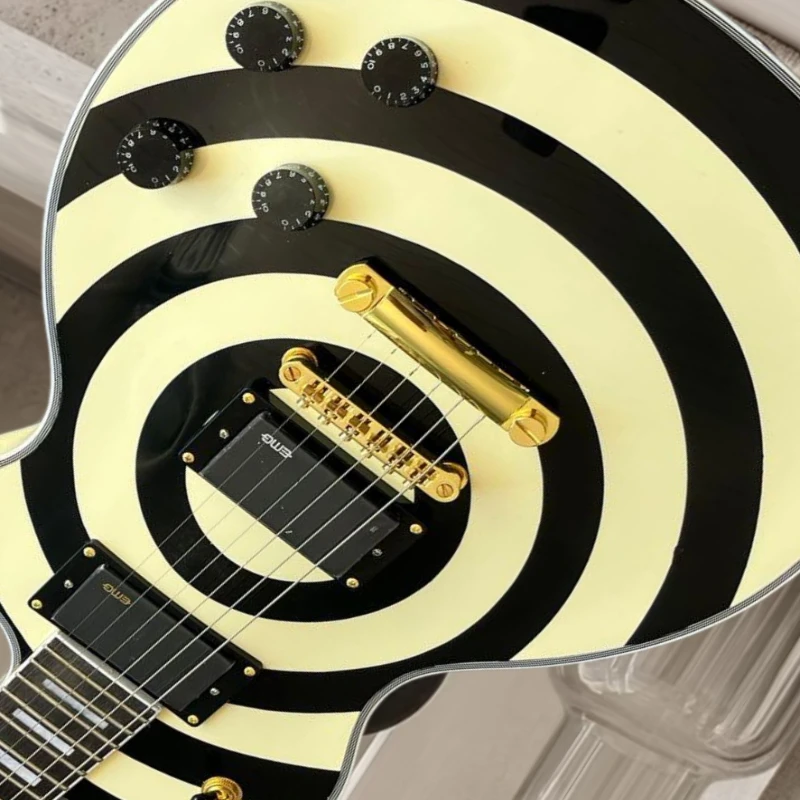 Kostenloser Versand E-Gitarre LPO Massivholz-Korpus Gelb-Schwarz Bullseye Verschleißfeste Anti-Manufaktur-Schale mit Einlage