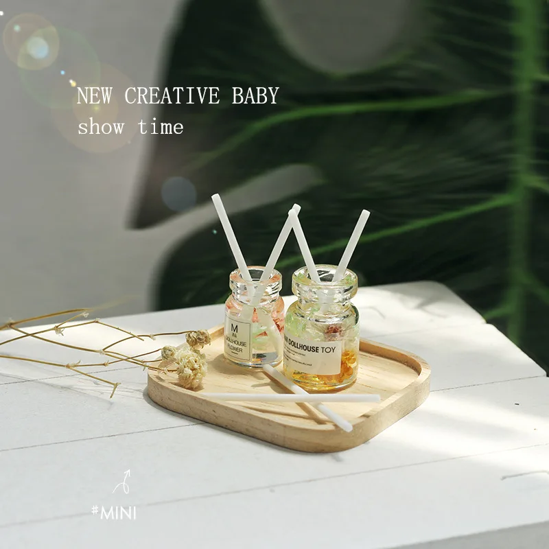 

Ob11 Miniature1:12 Doll House Accessories Creative Simulation Glass Bottle Fragrance Dispenser Model Dollhouse Ornament Toys