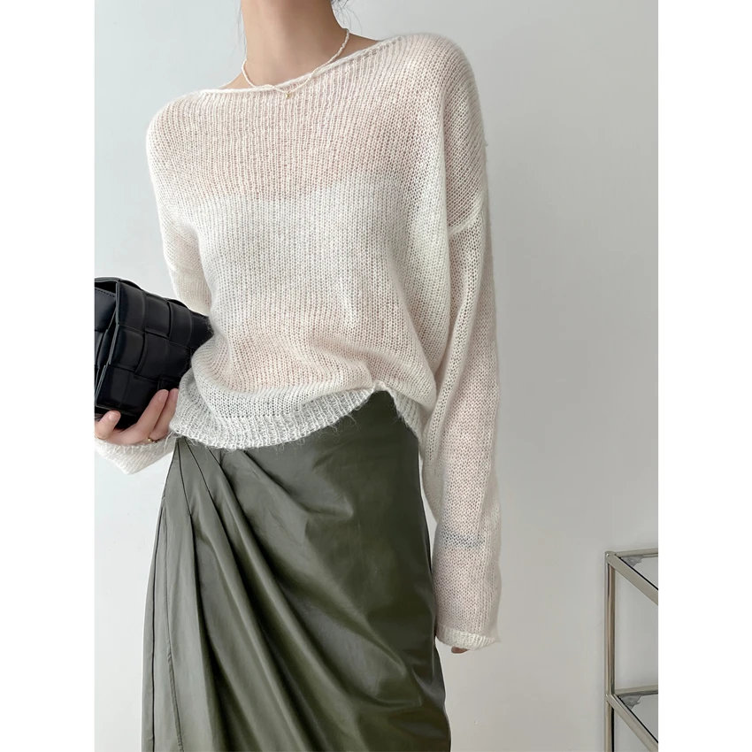 

[ZAYAU] High Proportion Gentle Mohair Knitted Spring and Autumn New Straight Neck Sweater Loose Blouse Thin Short Top