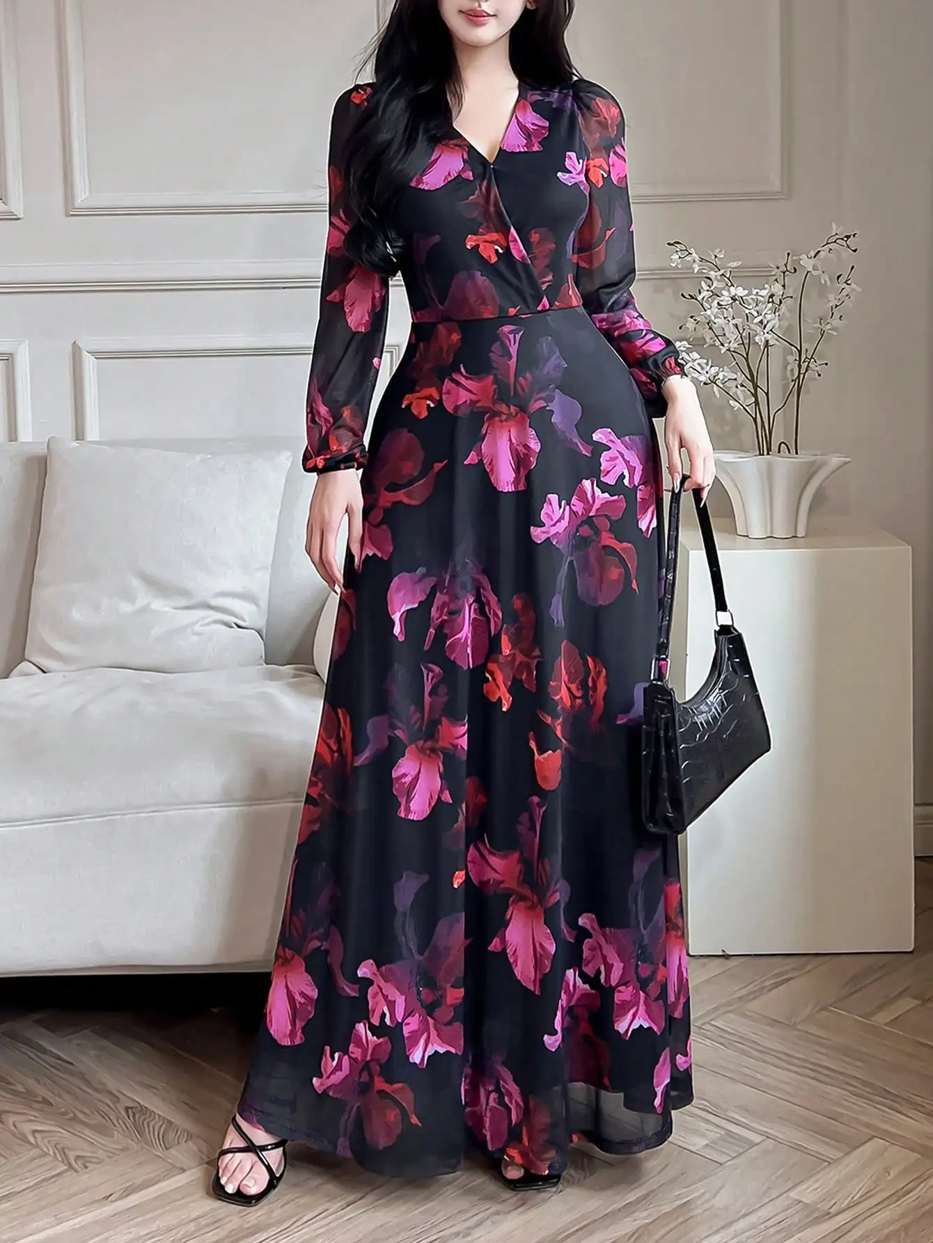 

Женское длинное платье макси с цветочным принтом, V-образным вырезом и длинными рукавами для повседневных или элегантных мероприятий