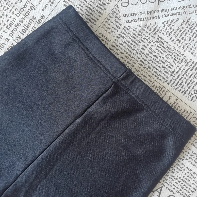 لامعة قاع السراويل الإناث الشتاء مبطن الفقرة مرونة رقيقة أبلى أزياء سوداء عالية الخصر تسع دقائق السراويل