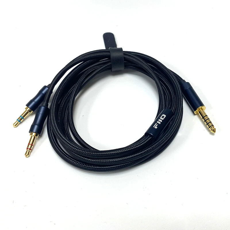 FiiO LL-4.4A Dual 3.5mm to 4.4mm Balanced Headphone Cable