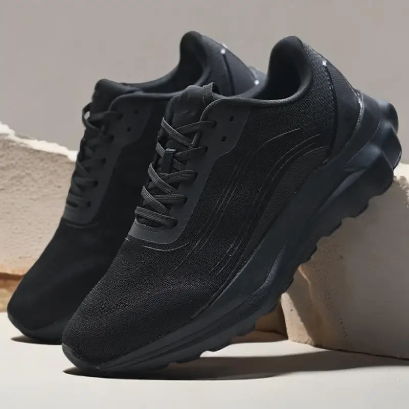 

Christmas ShoesCushioned breathable sports shoes, tech midsole, good for sports