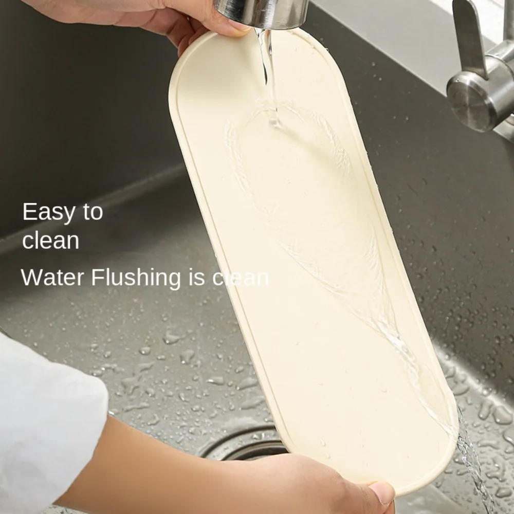 Oval Seasoning Bottle Storage Tray Anti Slip Heat Resistant Dish Draining Mat Washable Silicone Vanity Tray for Kitchen Bathroom