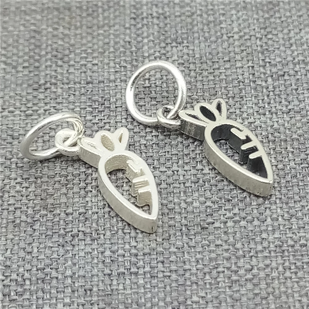 4 Pieces Small Carrot Charms Double Sided in 925 Sterling Silver for Bracelet and Necklace Making