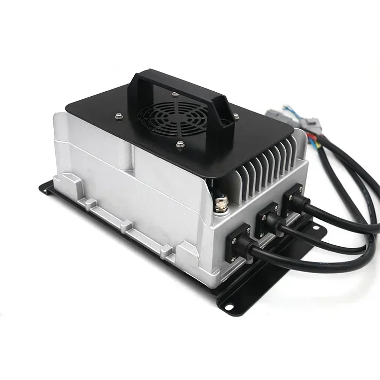 Portable 3.3kw Battery Charger For Golf Cart /e-vehicle