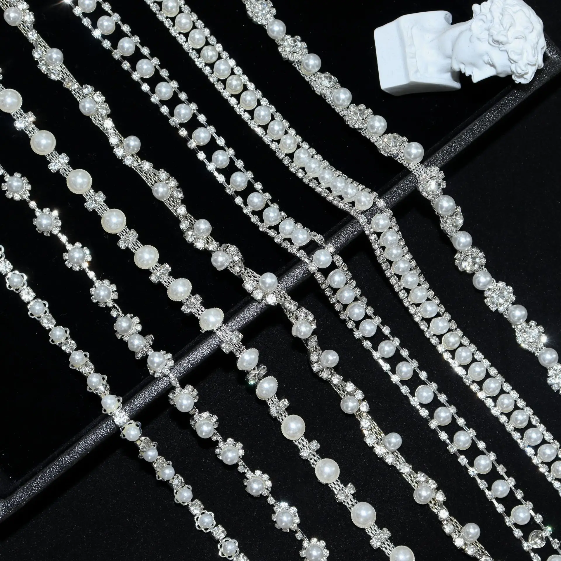 

New Pearl Rhinestone Chain Welding DIY Fashion Embellishment for Wedding Dress, Bridal Gown, and Accessories