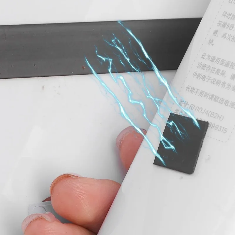 Self Adhesive Magnetic Tape Cuttable Rubber Magnetic Strip for Fridge Wall DIY Photo Poster Fixing Tape Home Office Storage Tool