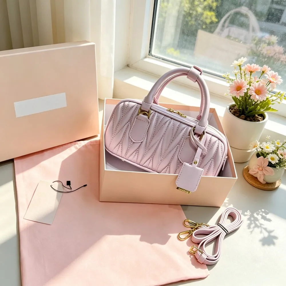 

Trendy New Pleated Pillow Handbag for Women, Elegant High-Quality Top Handle Crossbody Single Shoulder Versatile Purse