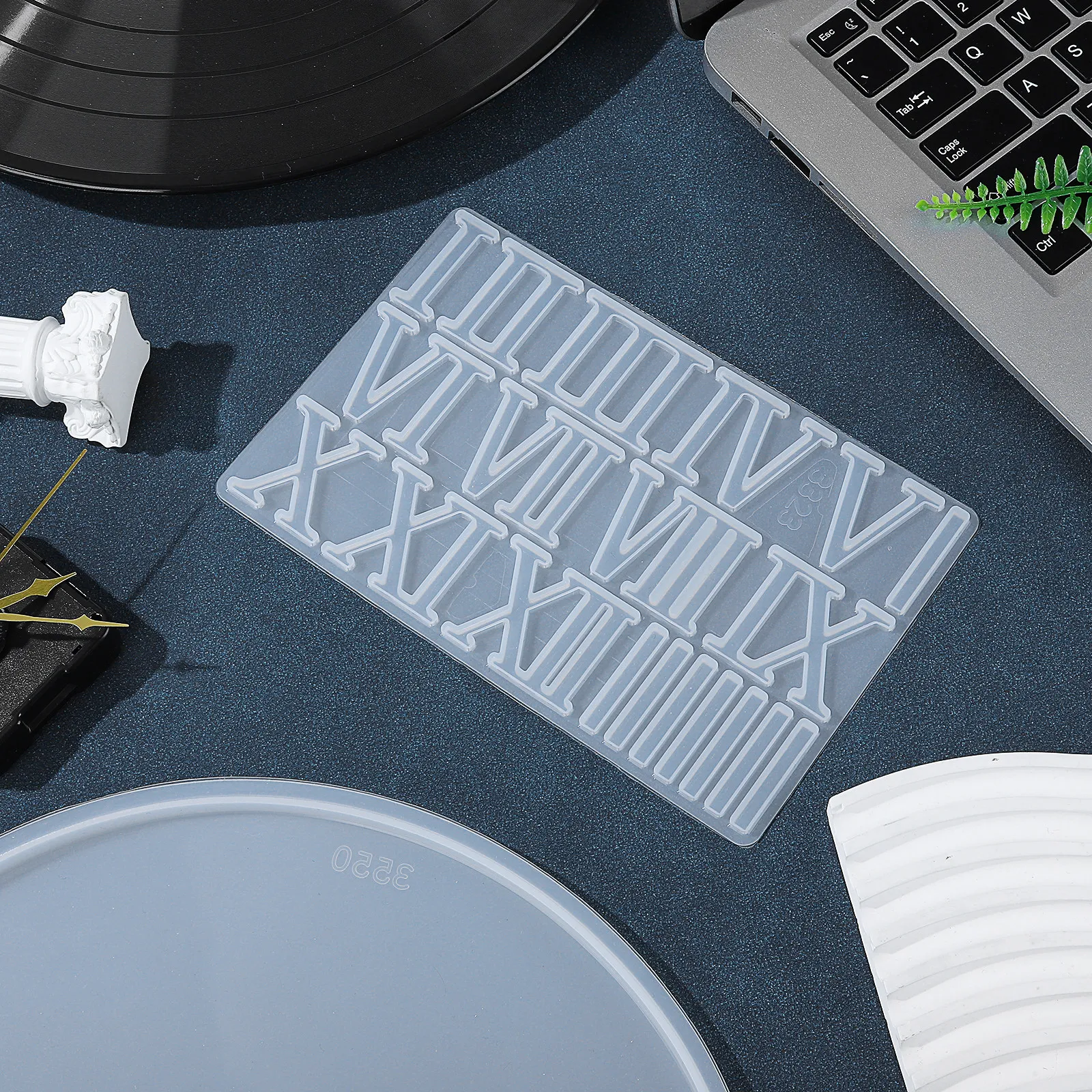 

1 Set Round Silicone Roman Numerals Clock Dial Mold Flexible Resin Epoxy Casting DIY Wall Clock Decor Supplies