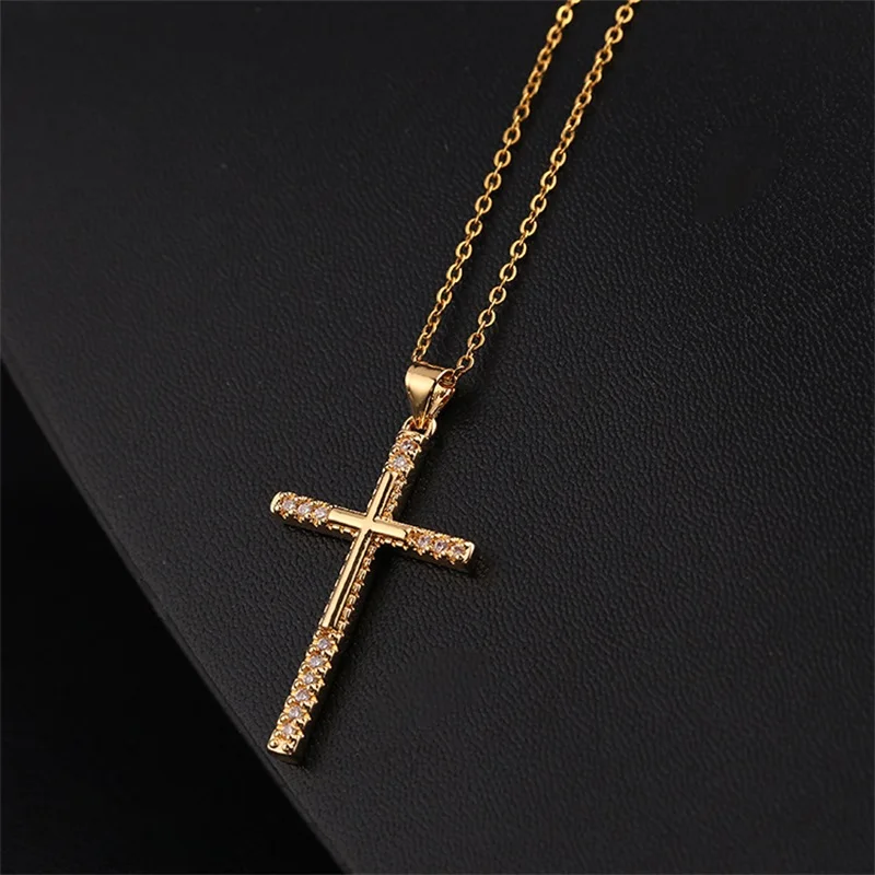 Classic Micro-Inlaid Simple Christian Cross Stainless Steel Necklace Fashion Wedding Versatile Clavicle Chain Pendant