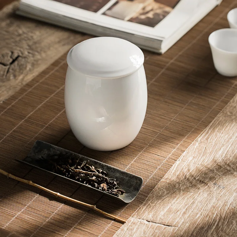 White Porcelain Tea Can Ceramic Sealed Storage Tank Can Large Pu'er White Porcelain Tea Storage Tea Container