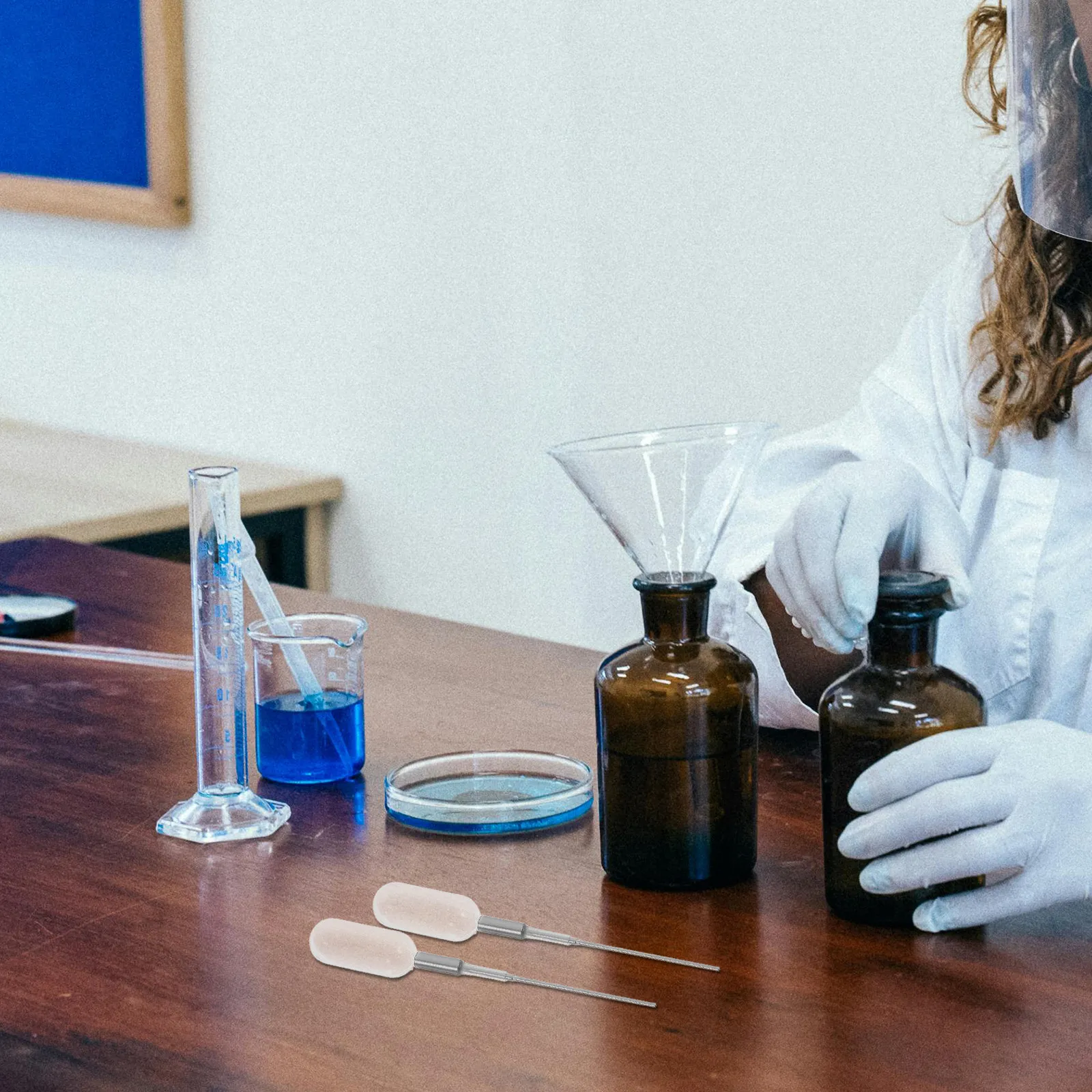 

4Pcs Clear Dropper Pipettes for Essential Oil and Perfume Transfer - Precise Liquid Dispensing Tool for Lab Craft Use Plastic