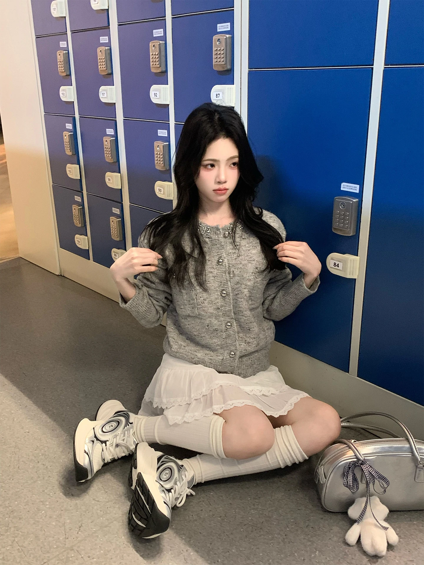 Ay Single-Button Lo… - image