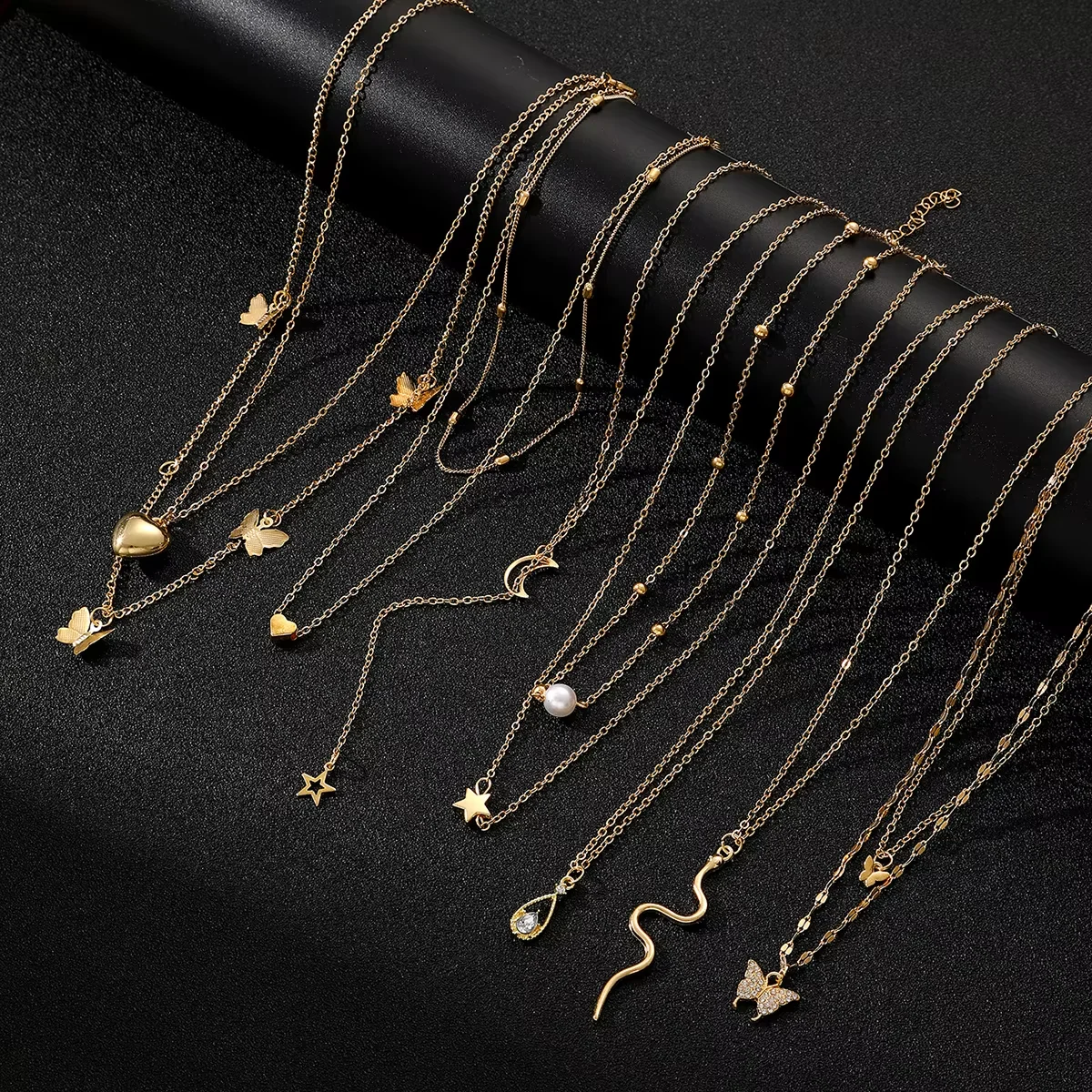 9 Pcs Multi-layered Gold Color Necklace Set for Women Fashion Zircon Pearl Heart Butterfly Star Moon Snake Pendant Necklaces Set