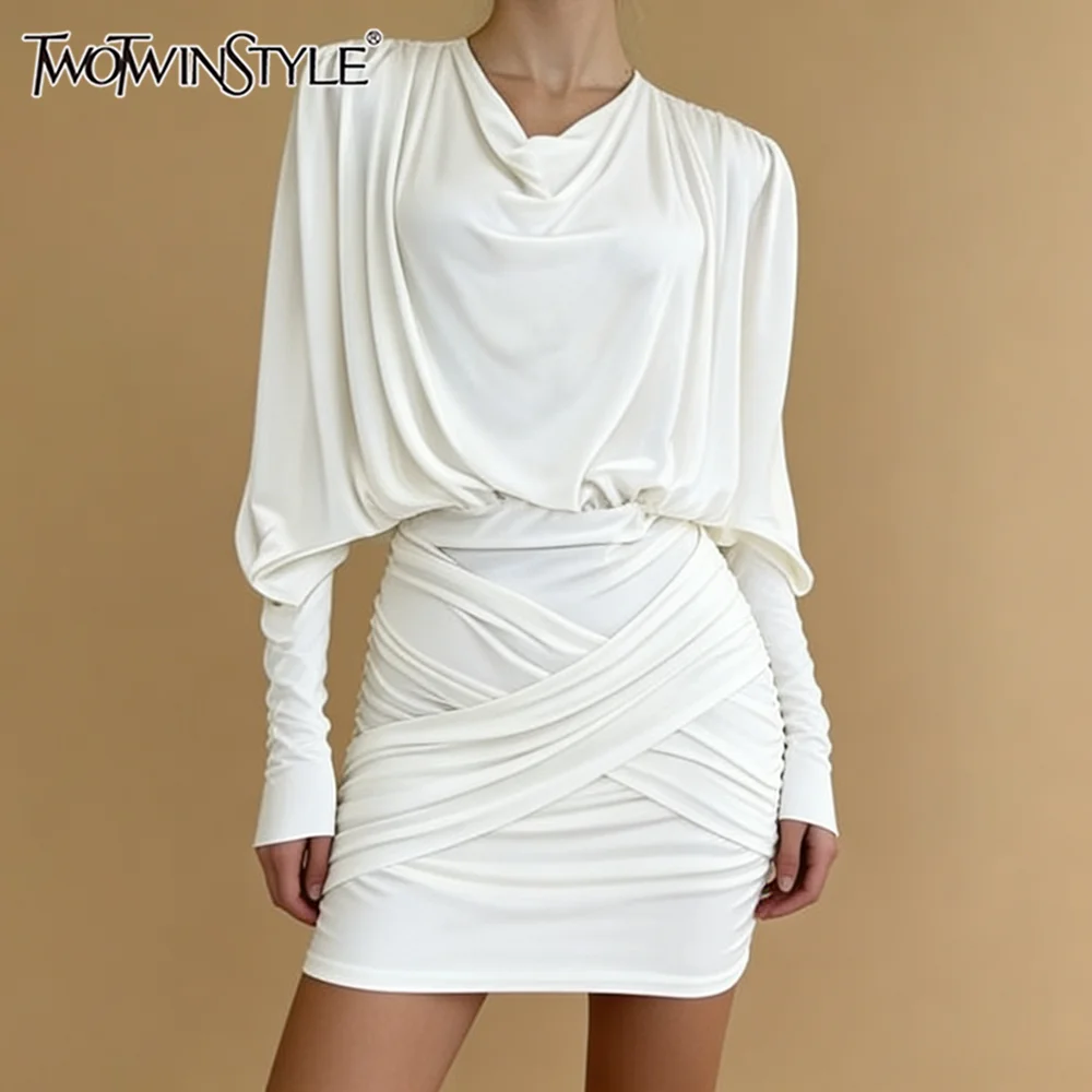 TWOTWINSTYLE White Loose Spliced Folds Dress for Women O Neck Long Sleeve Minimalist Luxury Dresses Female Summer Fashion New