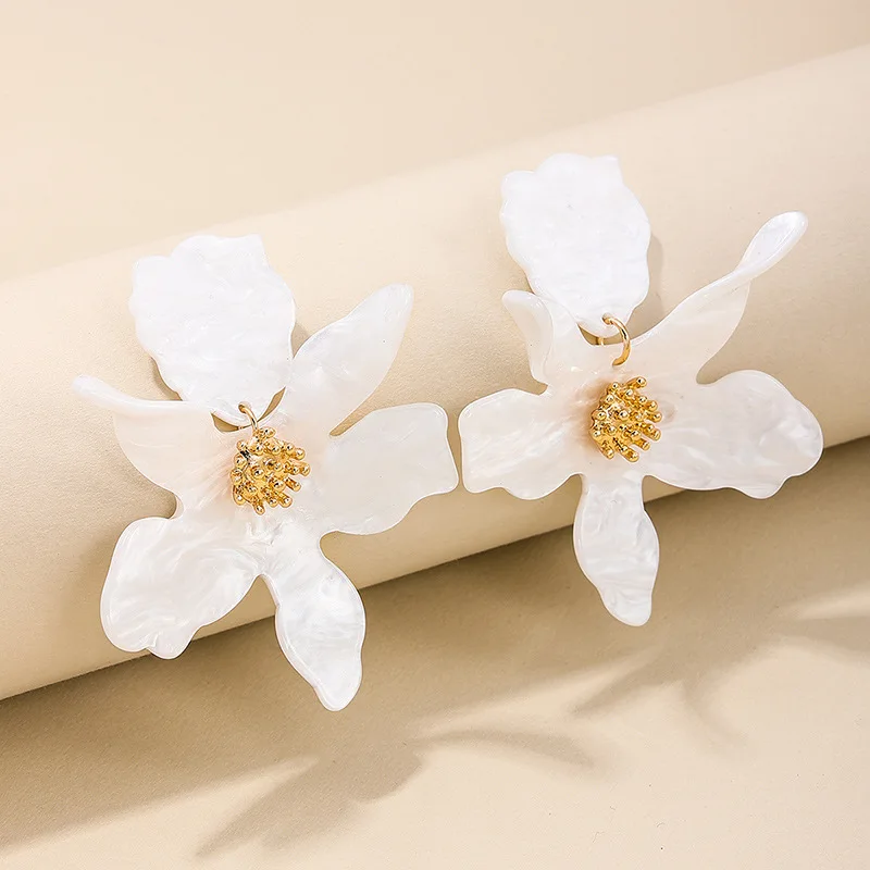 Earrings For Women Geometric Simple  Large White Flower Acrylic Ear Accessories Holiday Party Gift OL Fashion Jewelry BE080