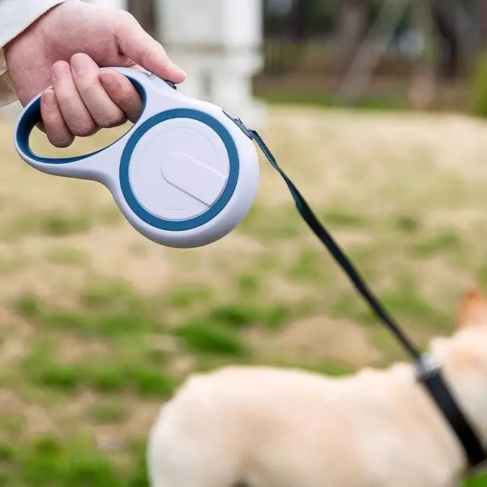

Fashionable Wear-resistant Pet Dog Leash Anti-bite Automatic Extending Dog Walking Leash Adjustable Retractable Dog Leash Travel