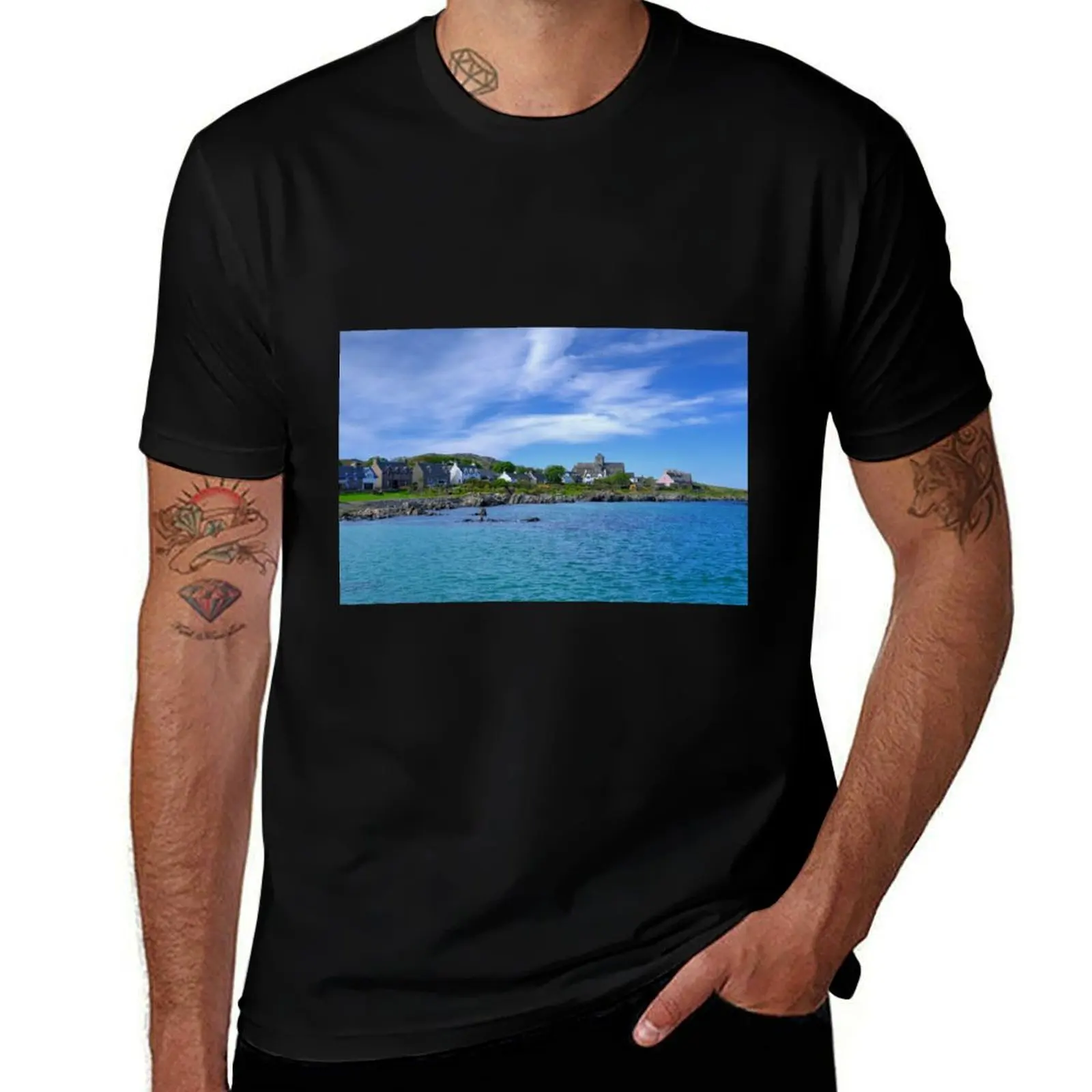 

Isle of Iona, Inner Hebrides, Scotland T-Shirt Classic Print Short Sleeve Shirt
