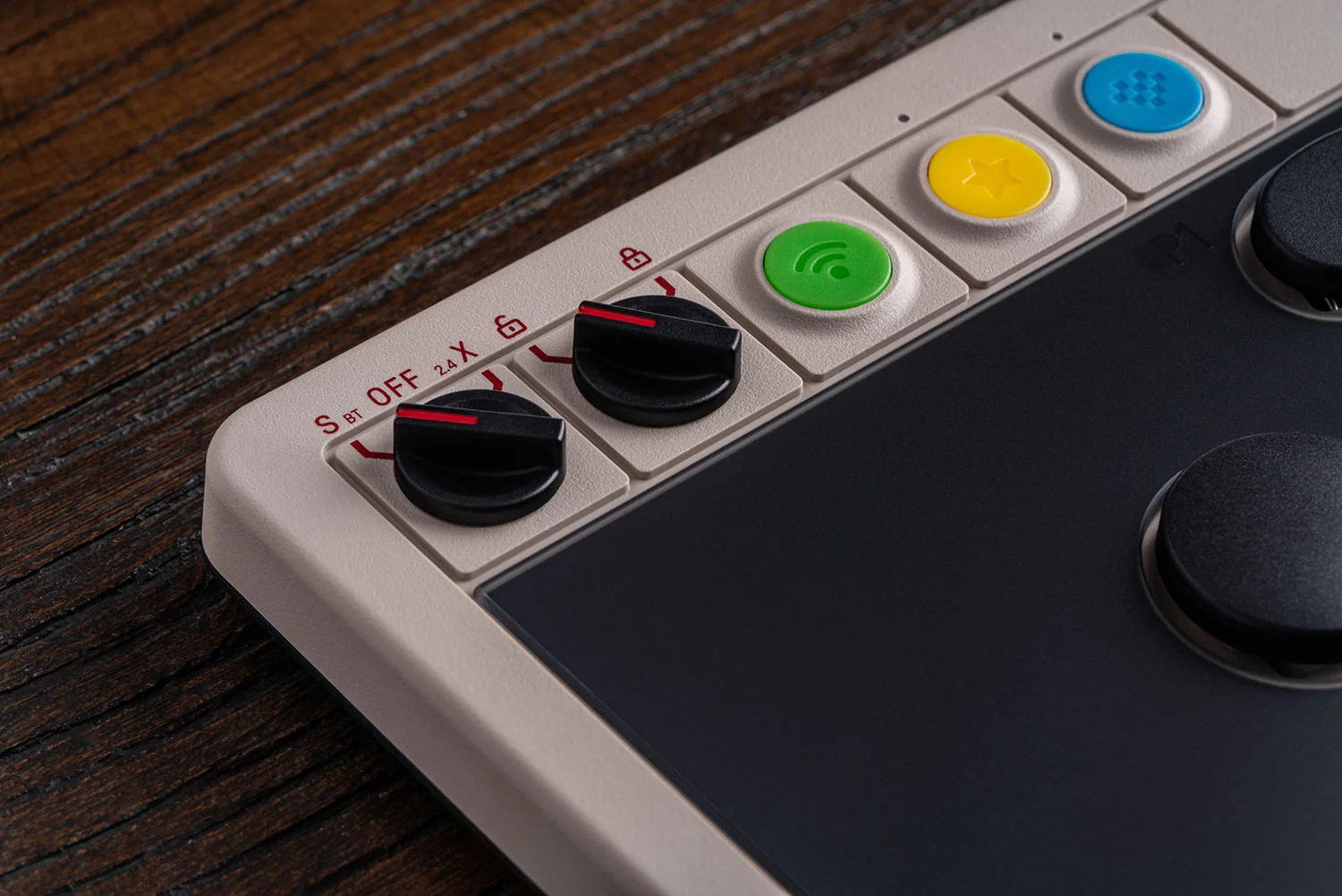 8BitDo All-Button Arcade-Controller für Switch & Windows – 3 Verbindungsmodi, flache lineare Schalter, 4 programmierbare Tasten – Detail 13