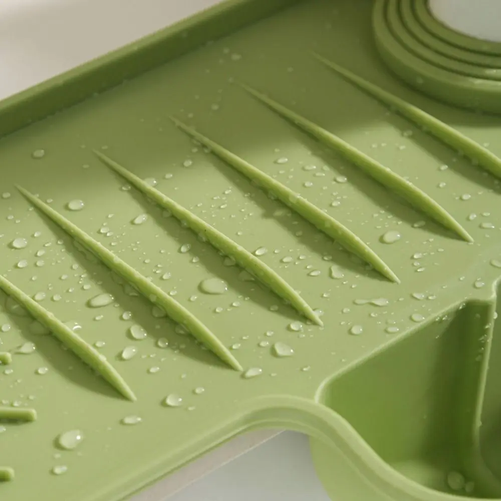 

High Quality Silicone Kitchen Faucet Mat Splash Proof with Sponge Holder Sink Splash Guard Pad Durable Drain Mat Bathroom