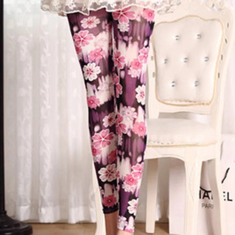 2021 thin breathable and sweat-absorbing mesh pants three-dimensional plastic printed leggings for women