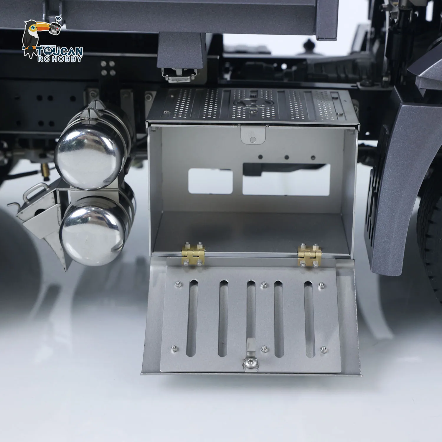 

Гидравлический самосвал 6x6 RC, масштаб 1/14, радиоуправление, металлический самосвал, 3-скоростной 3-ходовой световой звук, блокировка дифференциала, оси