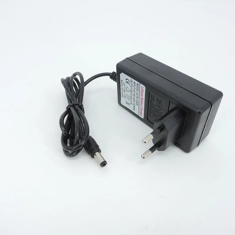 AC DC 12.6V 1A 2A charger 12 V Volt Power wall Adapter 5.5*2.5MM 12.6 V 2 A For 18650 lithium battery Pack EU US UK AU Plug A07