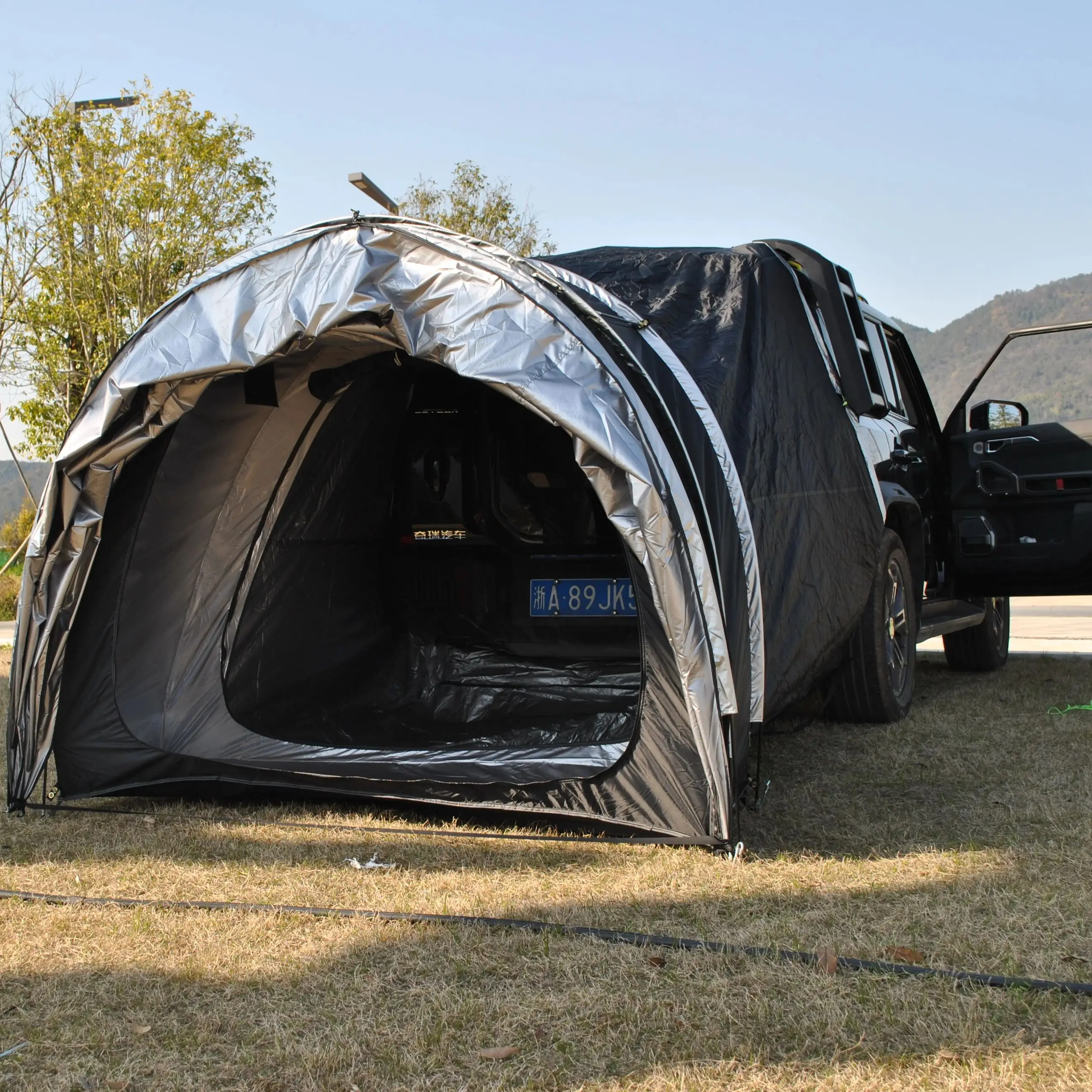 

Weather-Resistant Tailgate Tent for SUVs and Trucks - Perfect for Camping and Tailgating,Camping Tent Travel With 3 Rooms