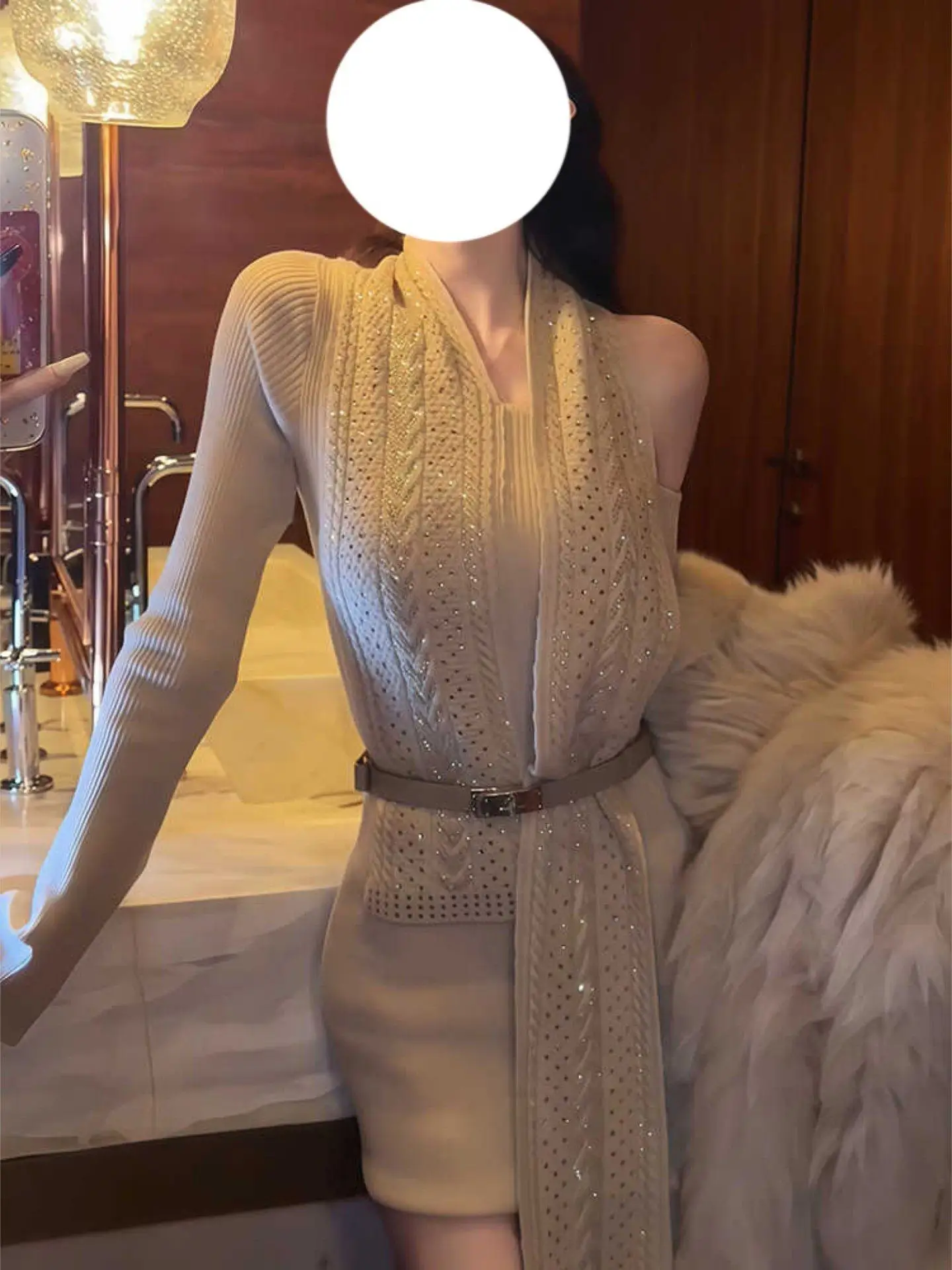 

Новая женская модная юбка-трапеция с открытыми плечами и длинными рукавами, короткая, приталенная, в корейском стиле, с завышенной талией, весна