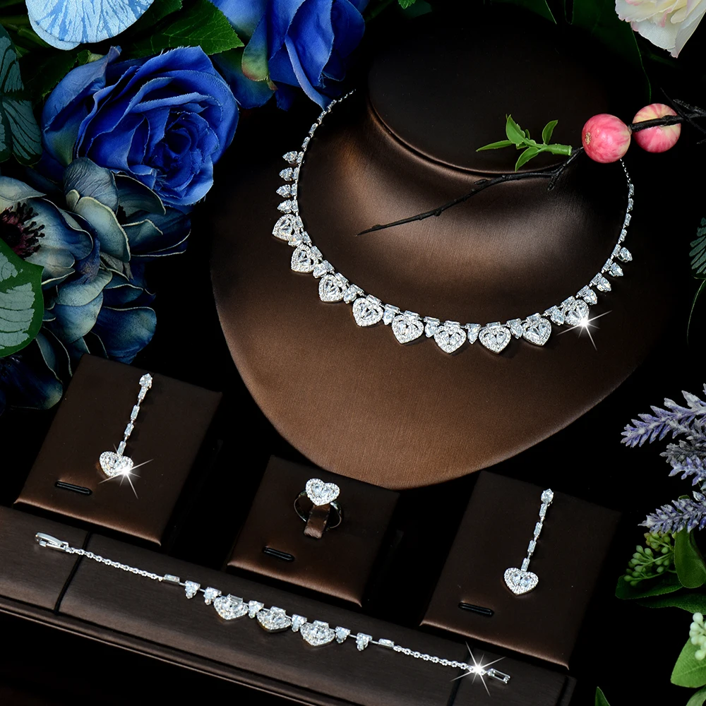Fashion Romantic Love Jewelry Necklace Earrings and Bracelet Women's Light Luxury Everyday Wedding Bridal Travel Gift S-1247
