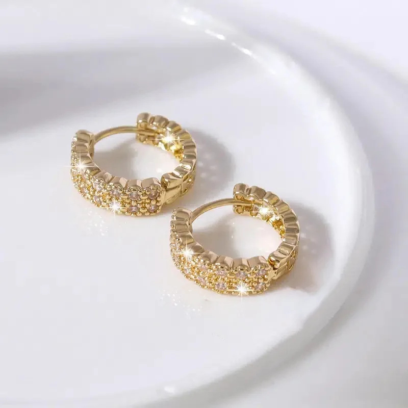 Boucles d'oreilles créoles dorées en zircon brillant, élégantes et tendance, pour femmes, décoration rétro classique pour banquets, cadeau de festival exquis
