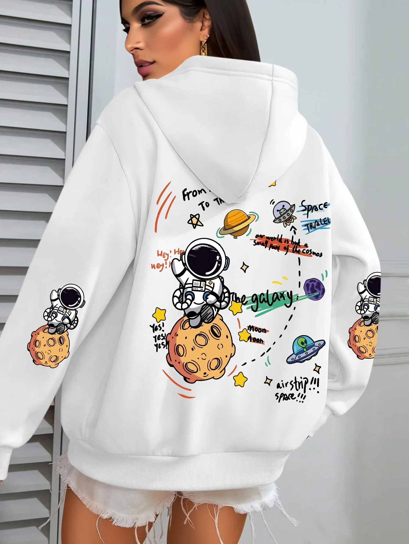 銀河と宇宙飛行士の漫画の印刷パーカー女性 O ネックカジュアルソフトパーカーファッションオーバーサイズパーカー秋暖かいフリースフード付き