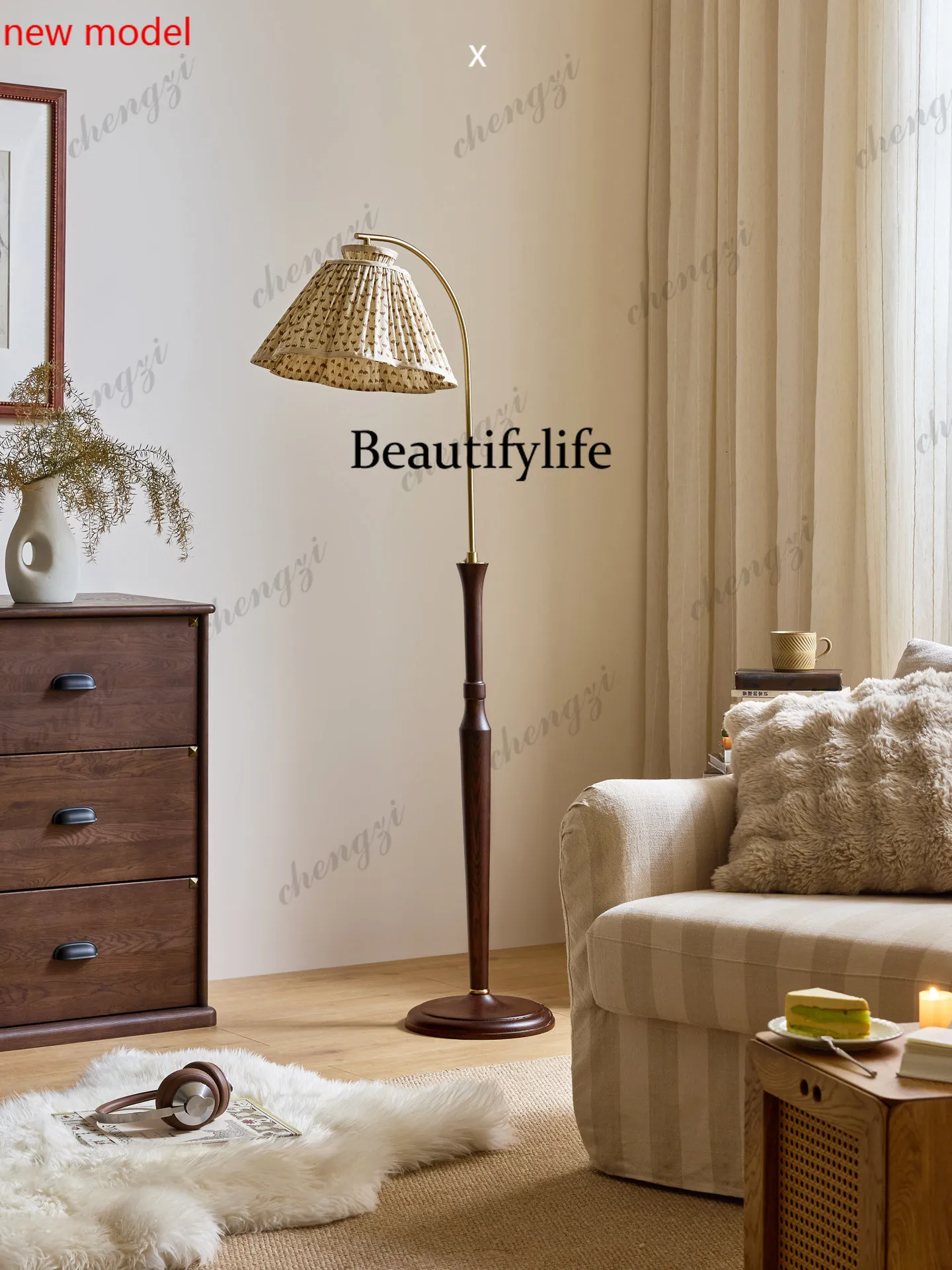 DD182French medieval floor lamp American retro living room bedroom sofa next to premium lamp
