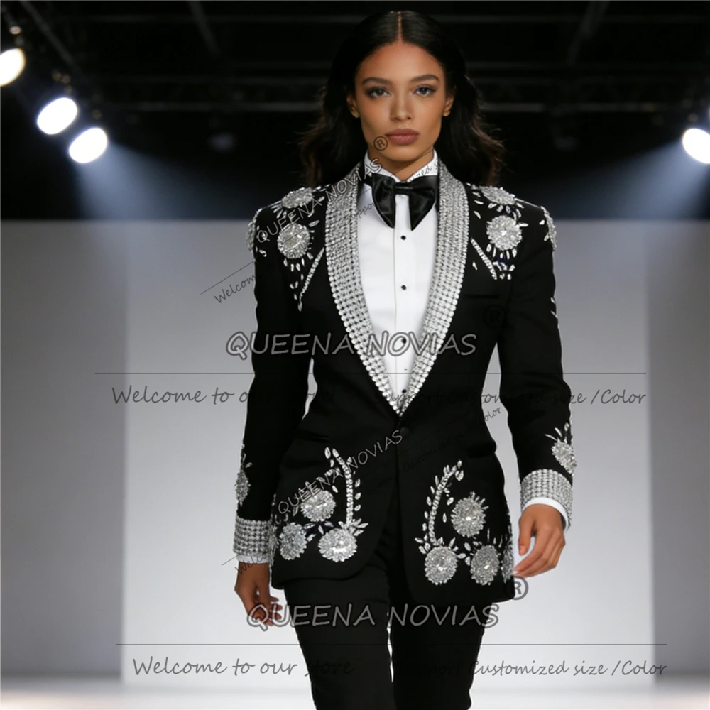 

Элегантный женский деловой костюм-двойка с камнями: пиджак на одной пуговице и платье для торжественных мероприятий, индивидуальный пошив