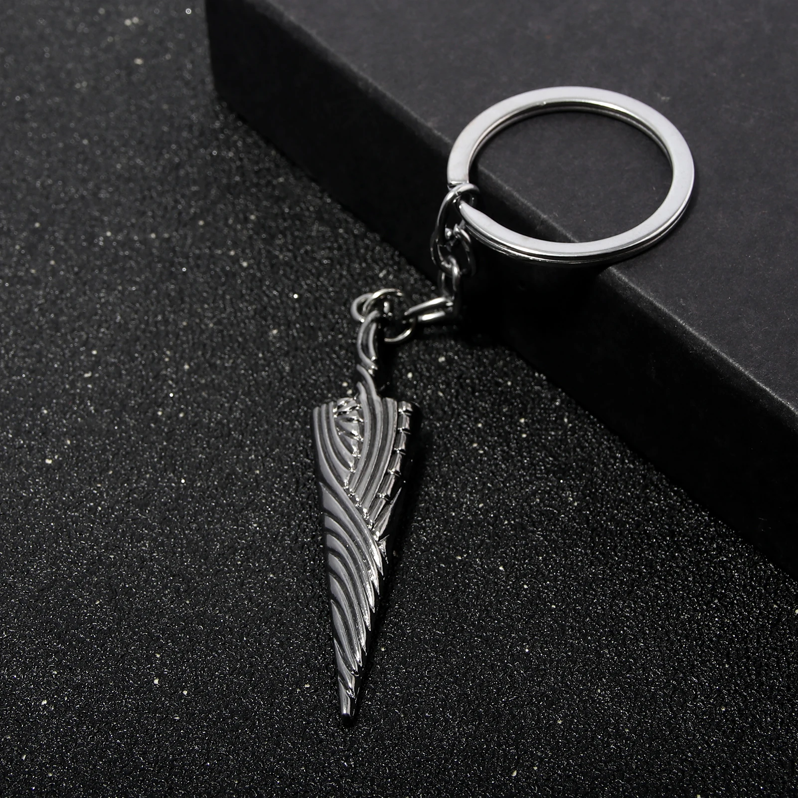 لعبة الجوف فارس العظام مسمار شعار سلاسل المفاتيح شاحب الملك الشكل مفتاح سلسلة مجوهرات هدية للنساء الرجال المعادن كيرينغ حلية