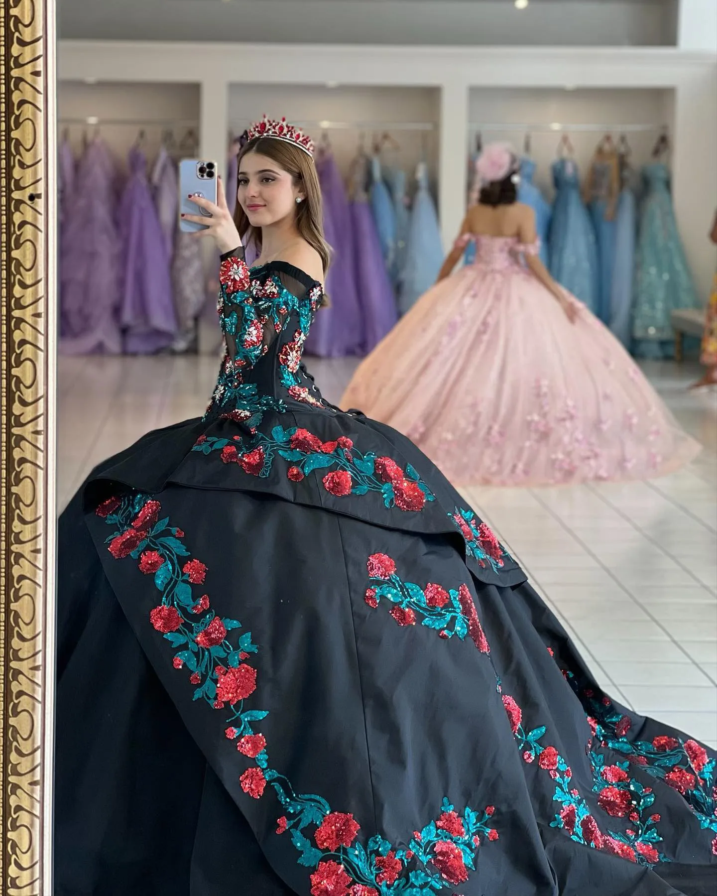 Black Off Shoulder Long Sleeves Tiered Quinceanera Dresses Rose Pattern Sequin Lace Up Corset with Train Vestidos de Quinceañera