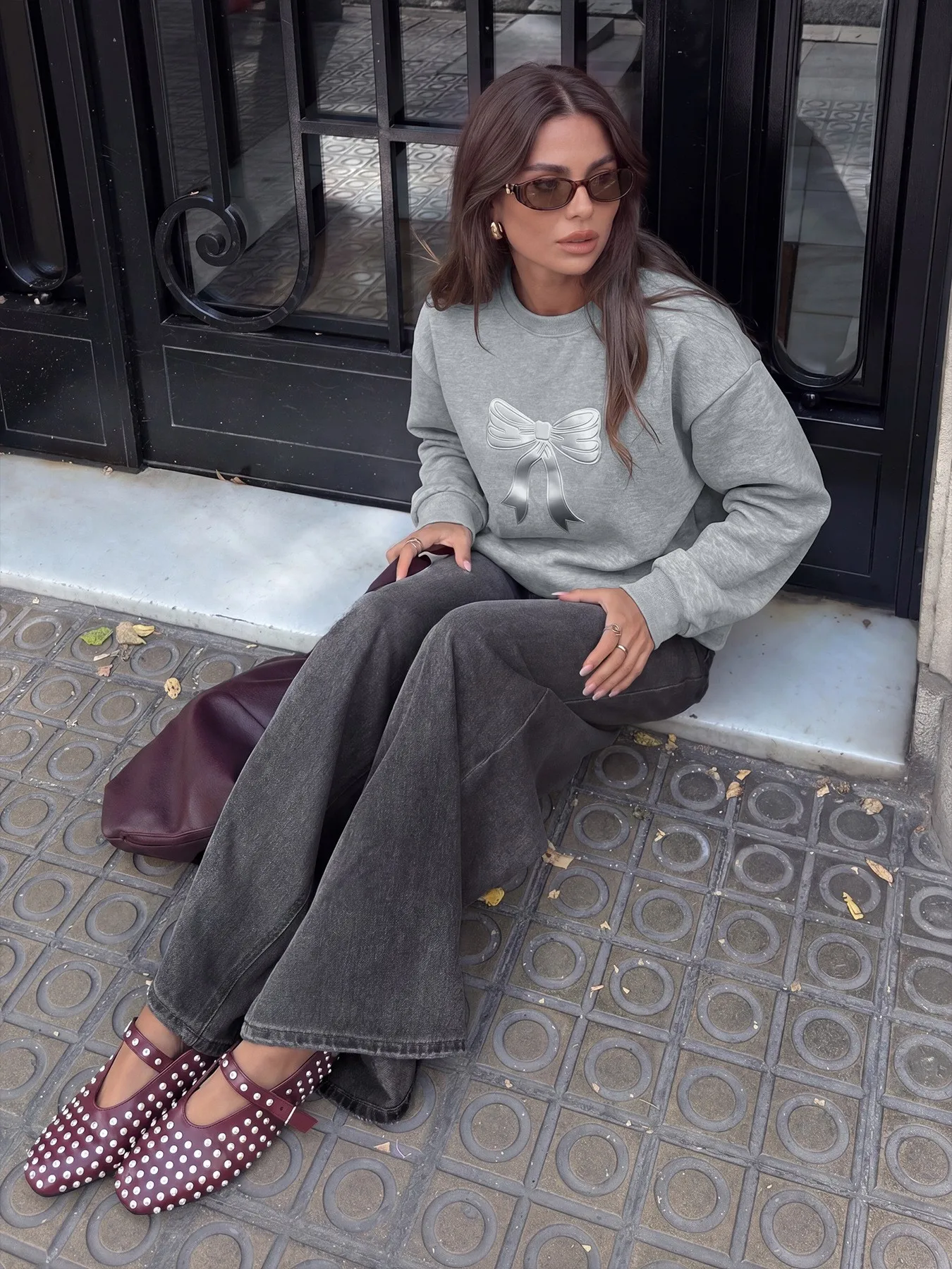 Bow Casual Loose Fit Hoodie with Regular Sleeve Standard Length Single Pullover No Hood Sweatshirt Round Neck Women Sweatshirt