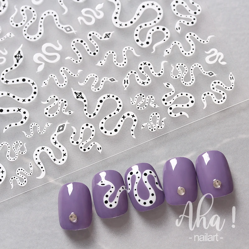 1Pcs 3D Snake Nail Stickers Self Adhesive Nail Slider Decals Black Whtie Snake Nail Decals Sticker Manicure Nail Art Decoration