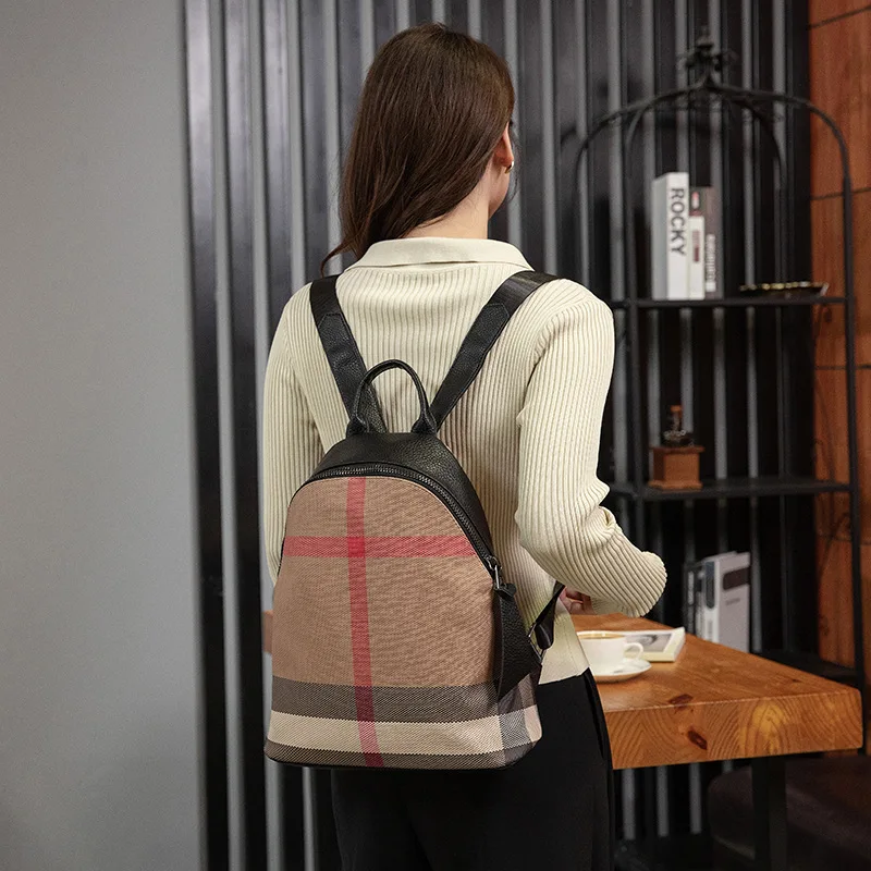 

Popular 2025 New Women's Large-Capacity Backpack - High-End Texture Color Matching, Fashion Popular, Travel/School Storage