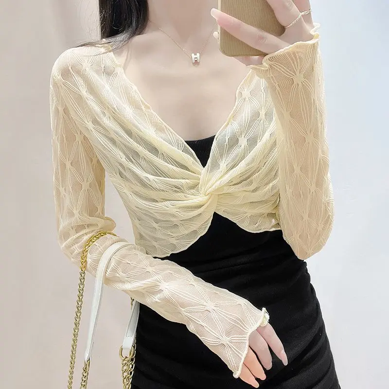 

Женская летняя солнцезащитная кружевная накидка на плечи, модная корейская верхняя одежда с V-образным вырезом, длинными рукавами, облегающий топ